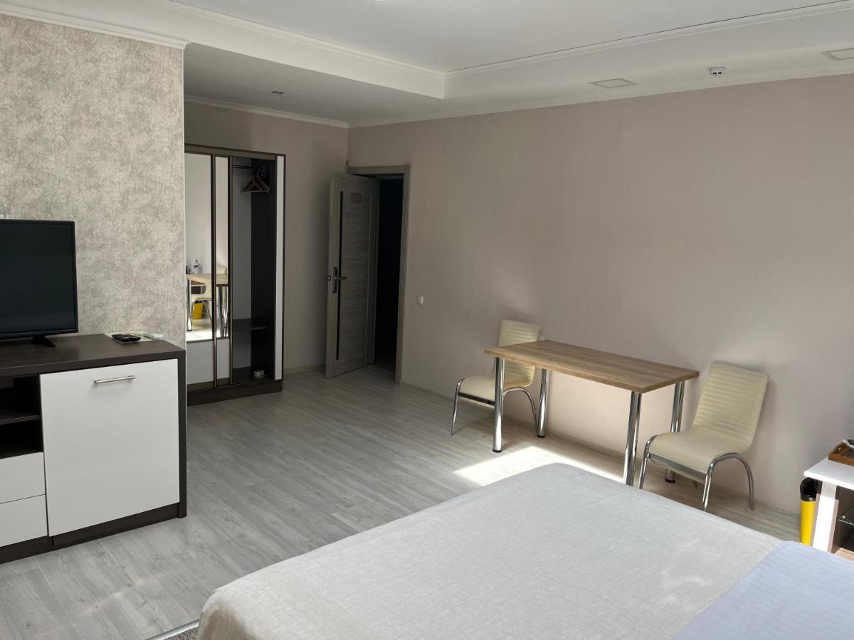 Elite Hotel Balti Ngoại thất bức ảnh